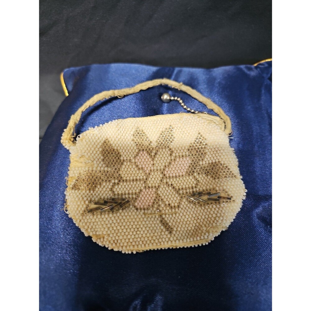 Vintage Beaded Coin Purse Czechoslovakia pre-1940